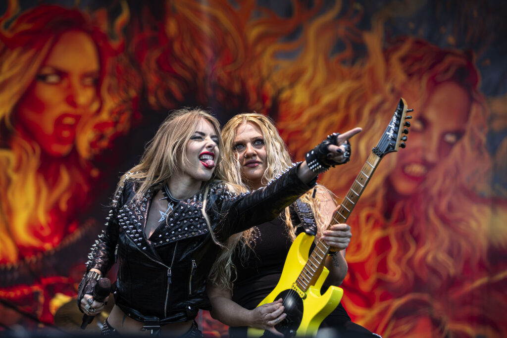 Burning Witches - Crédit photos : Marine Fougeray alias mlleflamantrose – Power Metal France